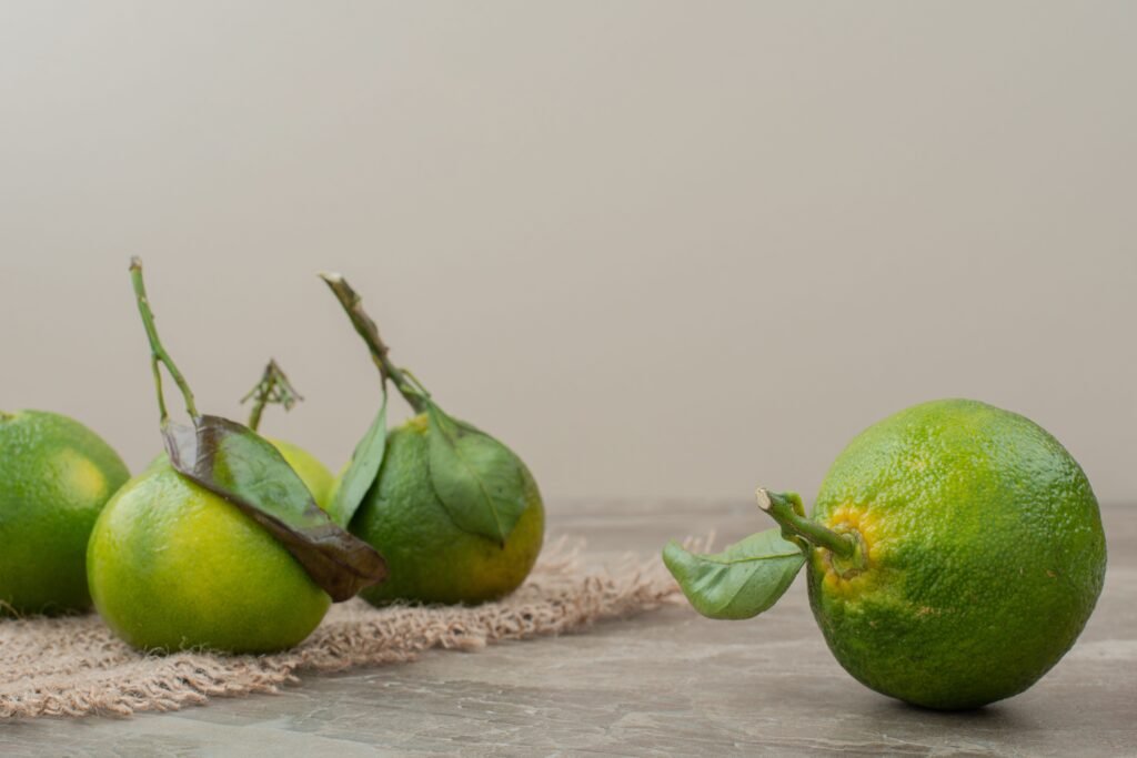Combava Combava Fruit : Origine, Utilisations et Bienfaits