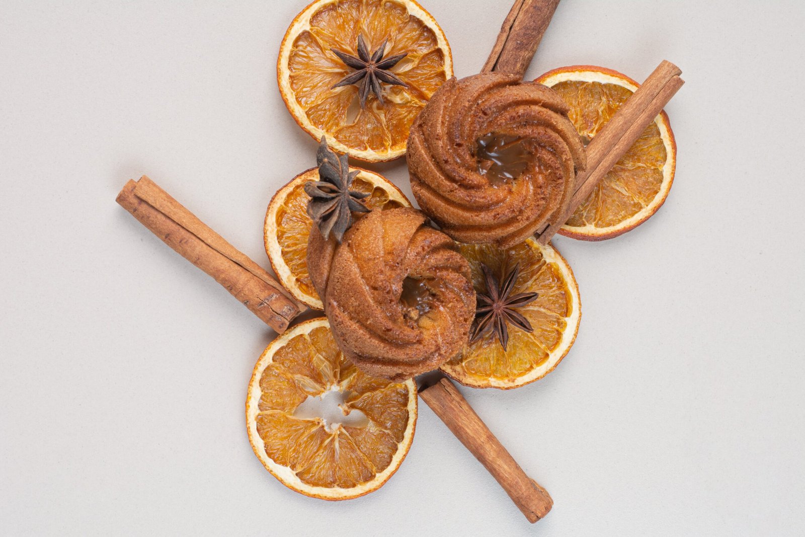 clou de girofle et citron et cannelle clou de girofle et citron et cannelle